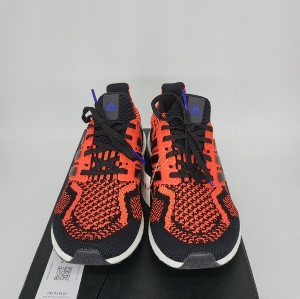New adidas Ultra Boost 5.0 DNA Solar Red Black Women's Running Shoes Size 9 - Picture 3 of 9